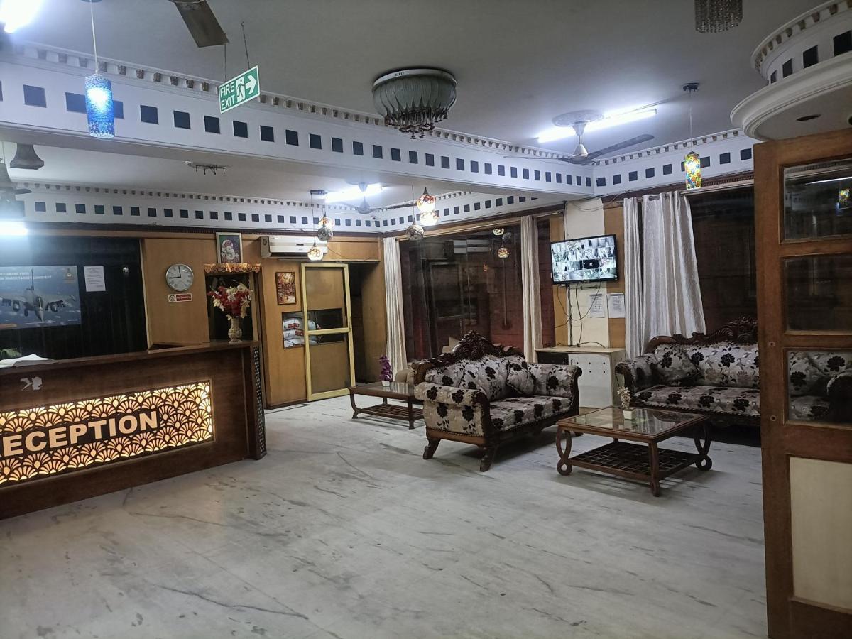 Hotel Le Mount Near IGI Airport New Delhi Extérieur photo
