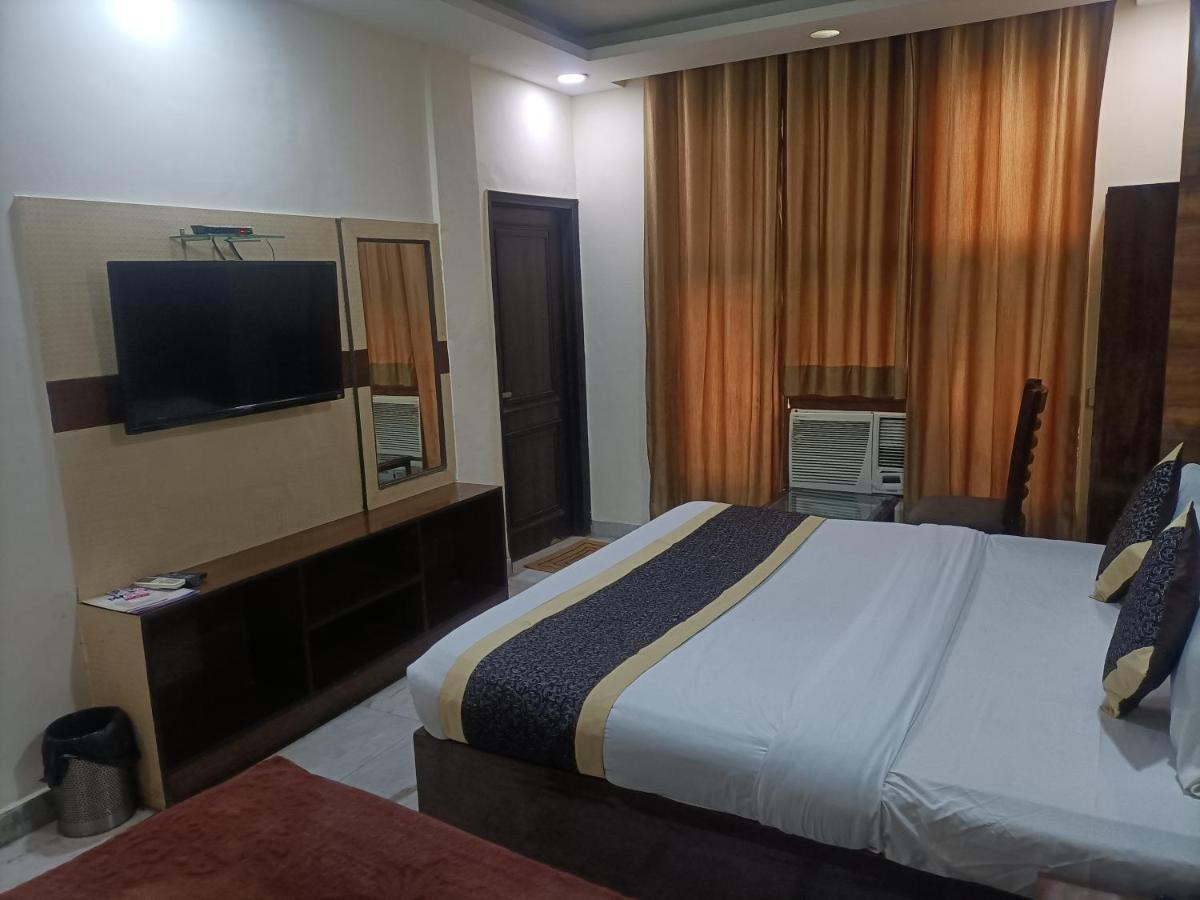 Hotel Le Mount Near IGI Airport New Delhi Extérieur photo