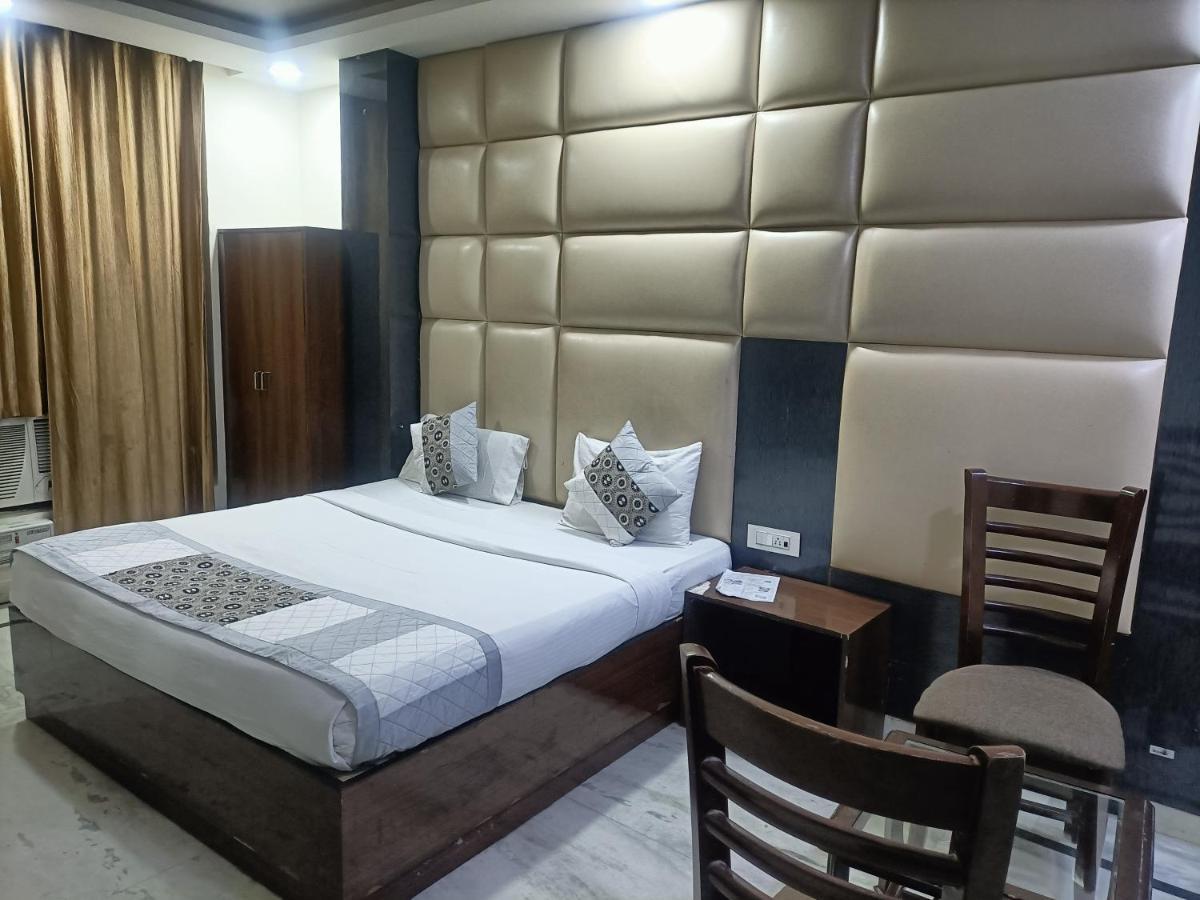 Hotel Le Mount Near IGI Airport New Delhi Extérieur photo